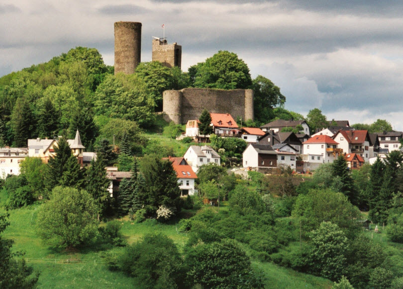 Ruine Heriboldesburg, Germany